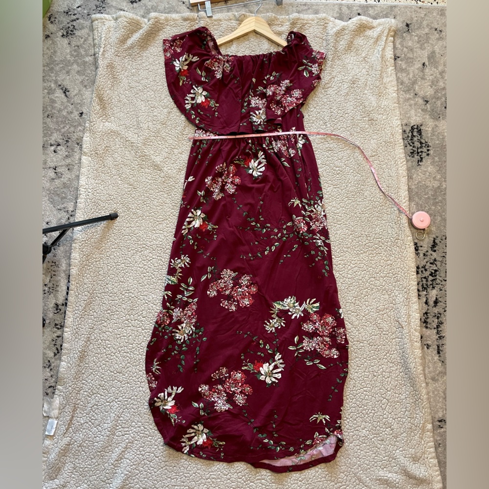 Verabendi off shoulder red floral maxi dress size medium